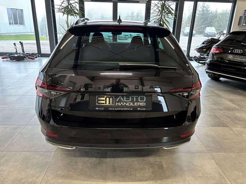 Gebraucht Skoda Superb SportLine 150 PS (110 kW) 2022 Schwarz Kombi