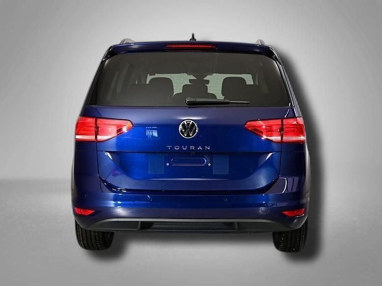 Neu VW Touran Life 150 PS (110 kW) 2025 Van / Kleinbus