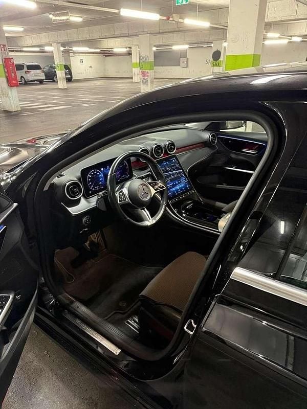 Schwarz Gebraucht 2022 Mercedes C220 Limousine | € 32.500 (Guter Preis) - Bild 1/4