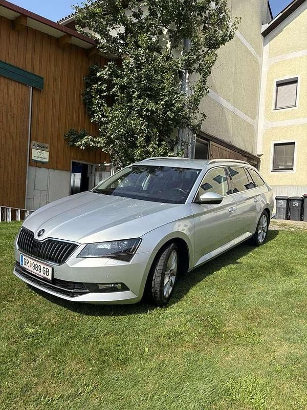 Gebraucht 2015 Skoda Superb Style Kombi | € 16.000 (Teuer) - Bild 1/4