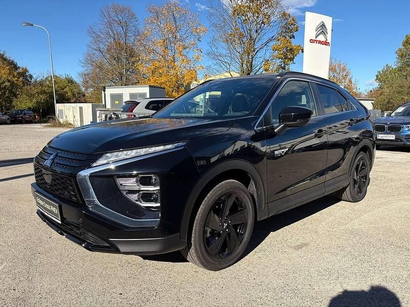 Schwarz Gebraucht 2024 Mitsubishi Eclipse Cross Edition SUV | € 28.990 (Guter Preis) - Bild 1/4