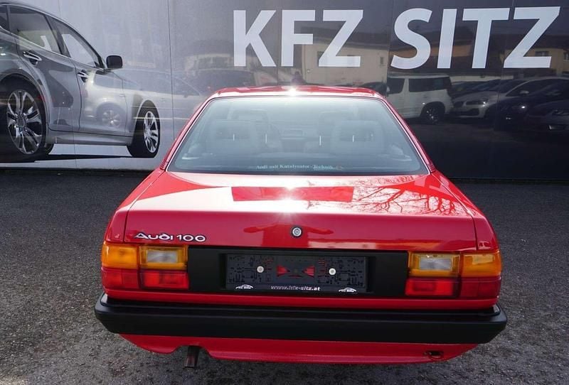 Gebraucht Audi 100 90 PS (66 kW) 1986 Rot Limousine