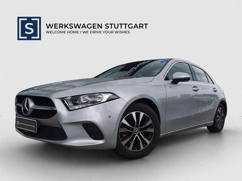Silber Gebraucht 2022 Mercedes A180 Business Limousine | € 29.196 (Fairer Preis) - Bild 1/4