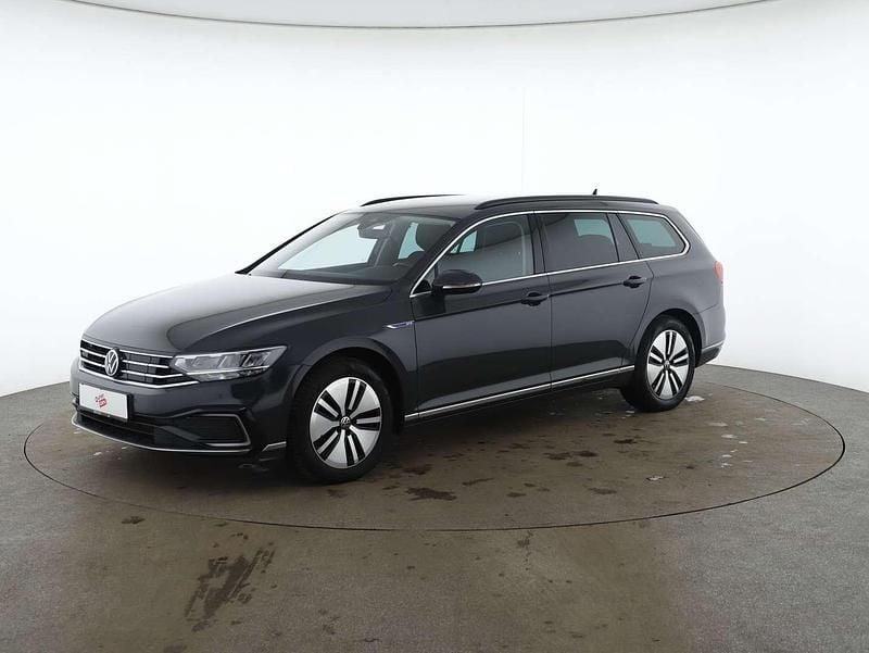 Gebraucht VW Passat GTE 156 PS (114 kW) 2021 Grau Kombi