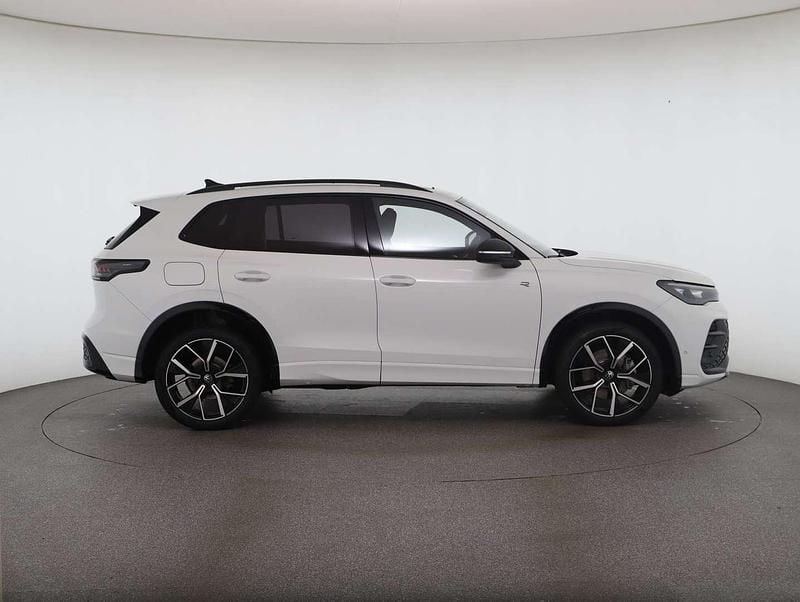 Gebraucht VW Tiguan Sport 193 PS (141 kW) 2025 Weiss  normal SUV
