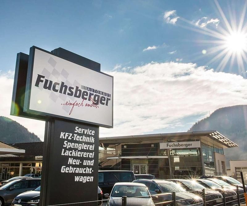 Grau Gebraucht 2019 VW Caravelle Van / Kleinbus | € 33.999 - Bild 1/1