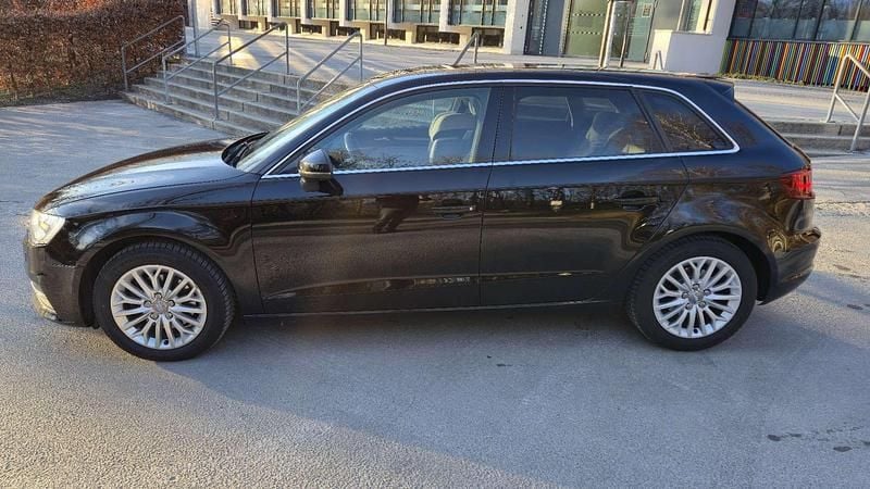 Gebraucht Audi A3 Attraction 150 PS (110 kW) 2013 Limousine