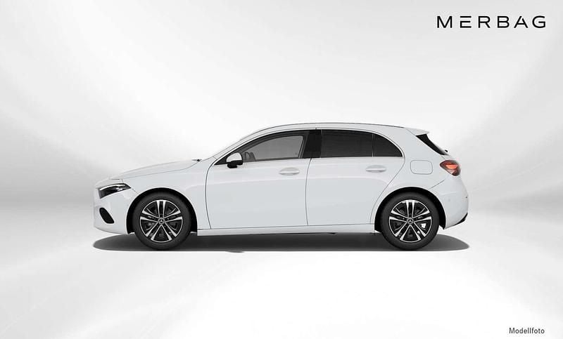 Gebraucht Mercedes A180 Progressive 136 PS (100 kW) 2024 Polarweiß Limousine
