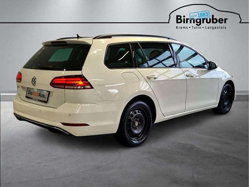 Gebraucht VW Golf VII Comfortline 116 PS (85 kW) 2019 Weiss  metallic Kombi