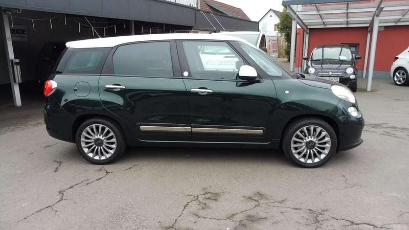 Gebraucht Fiat 500L Living 105 PS (77 kW) 2017 Grün Van / Kleinbus