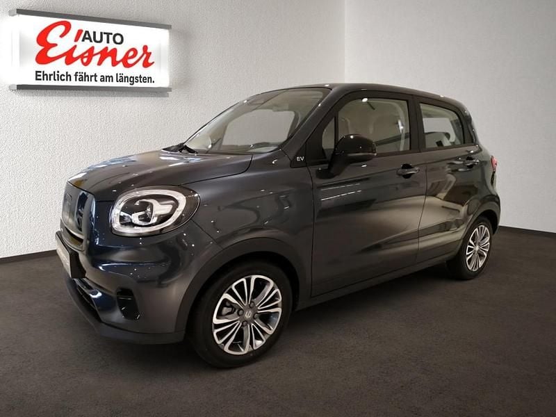 Neu Leapmotor T03 69 kW (95 PS) 2025 Midnight grey Kleinwagen
