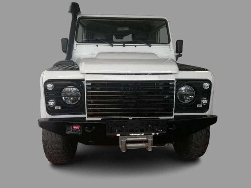 Gebraucht Land Rover Defender SE 122 PS (89 kW) 2011 Weiß SUV