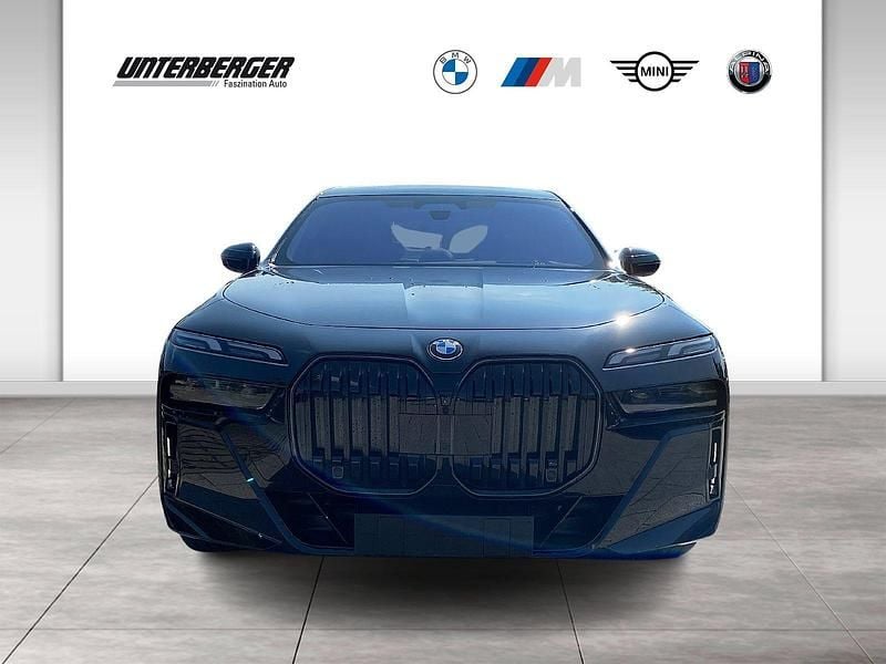 Neu BMW 740 M Sport 286 PS (210 kW) 2025 Schwarz Limousine