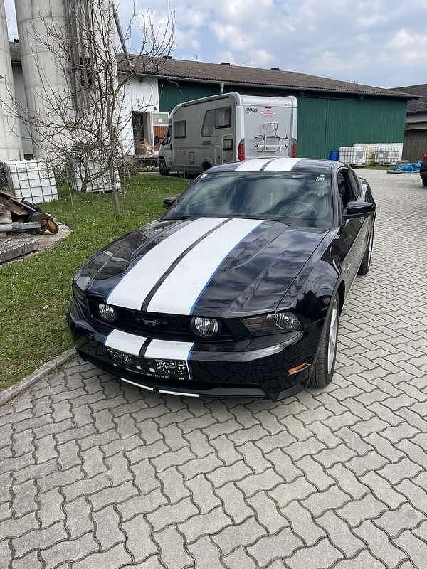 Gebraucht Ford Mustang 320 PS (235 kW) 2010 Coupé