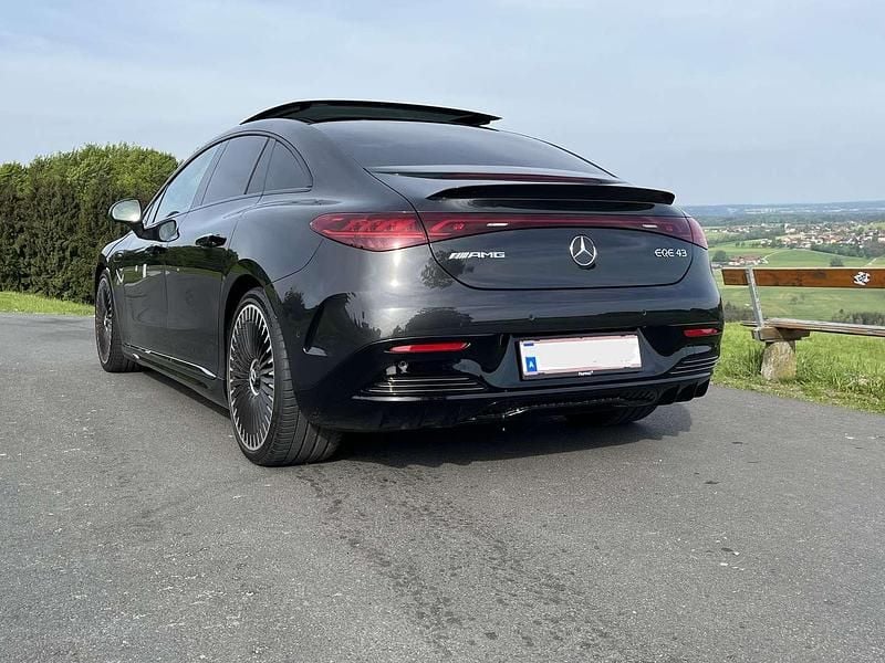 Gebraucht Mercedes EQE AMG 43 Premium Plus 350 kW (476 PS) 2022 Grau Limousine