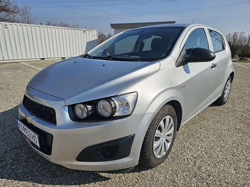 Gebraucht Chevrolet Aveo LS 69 PS (50 kW) 2013 Limousine