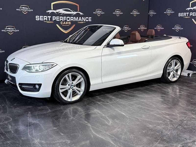 Gebraucht BMW 230 Sport Line 252 PS (185 kW) 2016 Weiß Cabrio