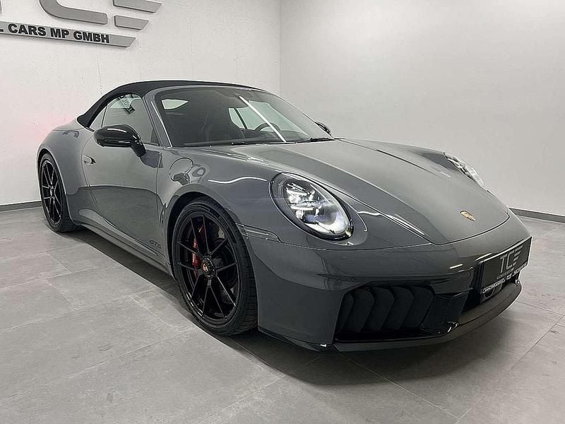 Neu Porsche 911 540 PS (397 kW) 2025 Grau Cabrio