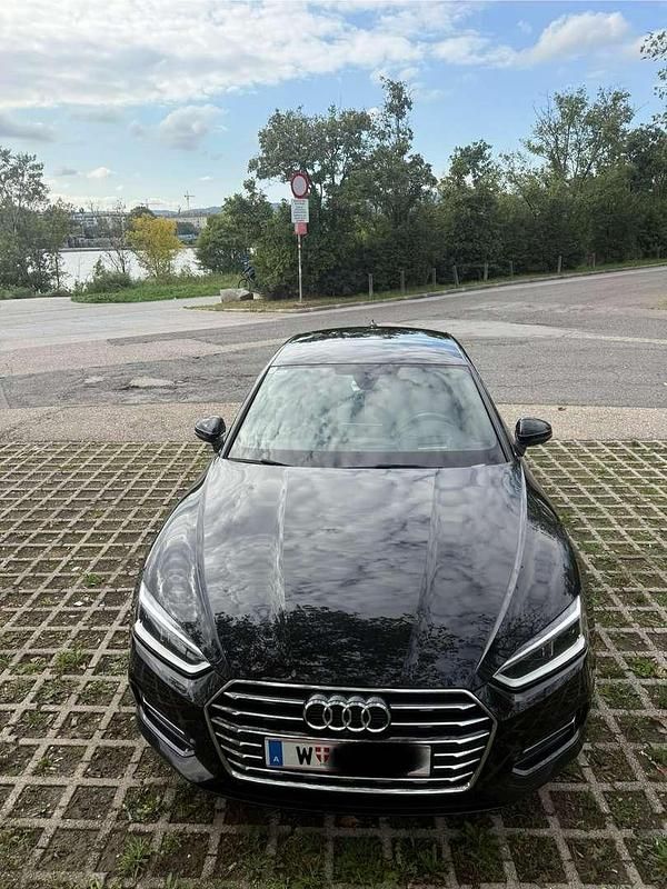 Gebraucht 2018 Audi A5 Sportback Sport Kleinwagen | € 23.000 (Fairer Preis) - Bild 1/4