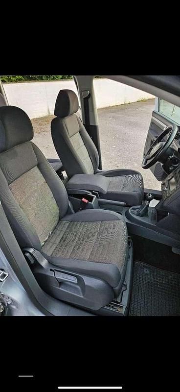 Gebraucht VW Touran Trendline 102 PS (75 kW) 2006 Van / Kleinbus