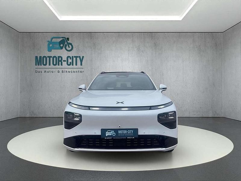 Gebraucht XPENG G9 AWD Performance 422 kW (575 PS) 2025 Weiß SUV