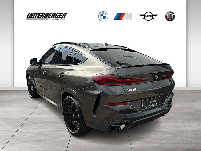 Neu BMW X6 M Sport 340 PS (250 kW) 2025 Grau SUV