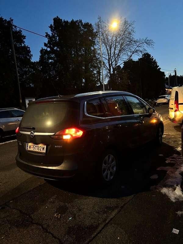 Gebraucht Opel Zafira Tourer Edition 136 PS (100 kW) 2014 Van / Kleinbus