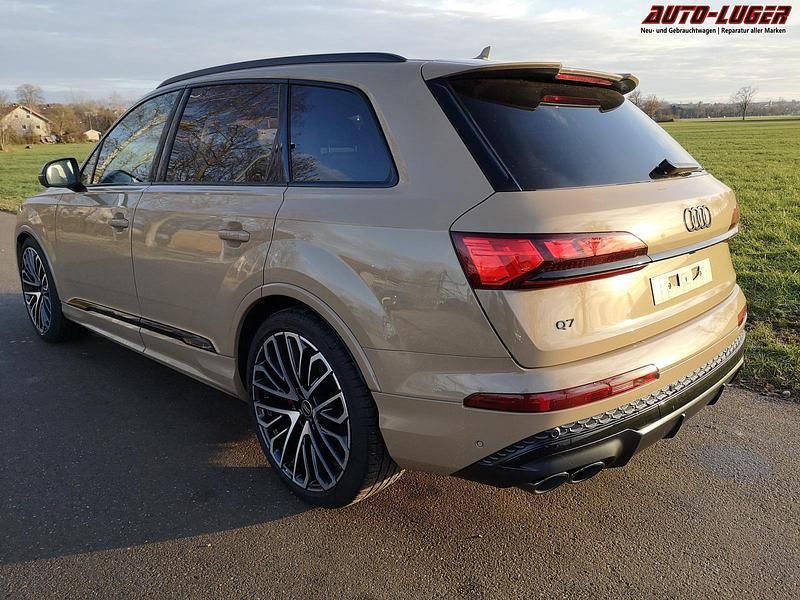 Gebraucht Audi SQ7 Ambiente 507 PS (372 kW) 2024 Shakirgold metallic SUV