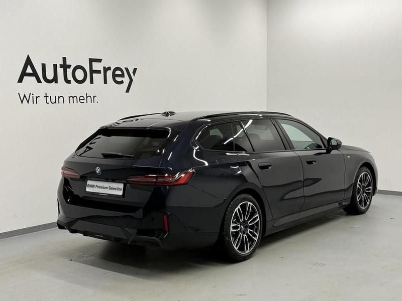 Gebraucht BMW 530e Comfort Edition 190 PS (139 kW) 2025 Schwarz Kombi