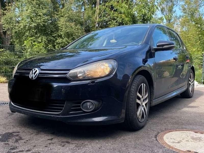 Gebraucht VW Golf VII 105 PS (77 kW) 2012 Schwarz Limousine