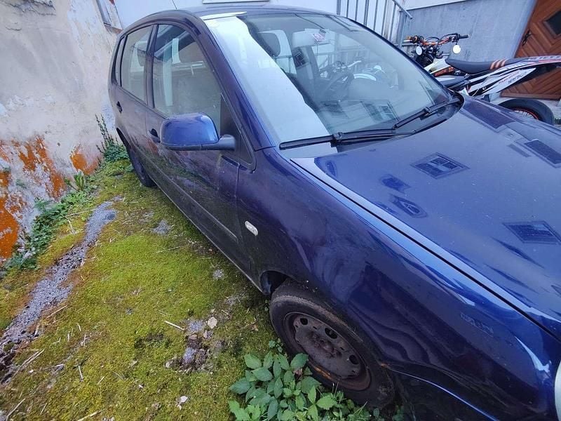 Gebraucht VW Polo 75 PS (55 kW) 2002 Blau Limousine