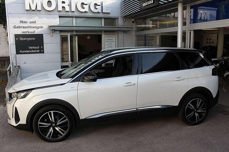 Weiß Gebraucht 2022 Peugeot 5008 GT-line Van / Kleinbus | € 26.900 (Guter Preis) - Bild 1/4