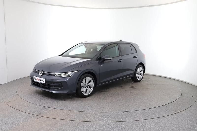Neu VW Golf VIII 115 PS (84 kW) 2026 Schwarz  metallic Limousine
