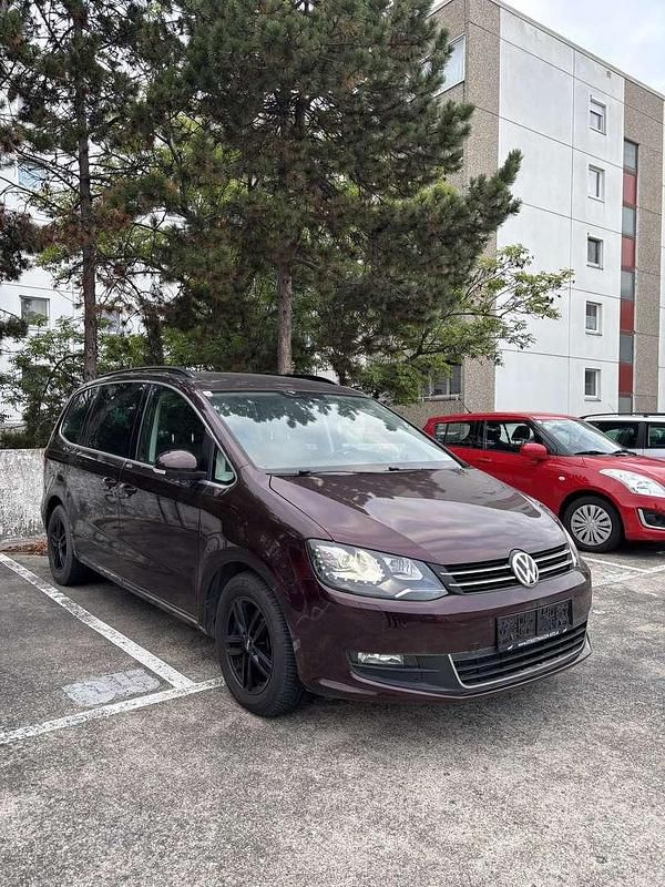 Gebraucht 2016 VW Sharan Comfortline Van / Kleinbus | € 15.990 (Fairer Preis) - Bild 1/4