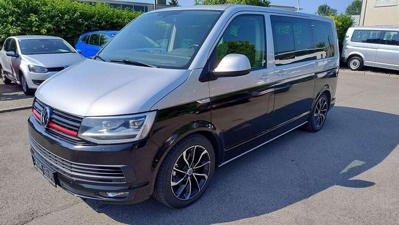 Silber Gebraucht 2016 VW Caravelle Comfortline Van / Kleinbus | € 28.000 - Bild 1/4