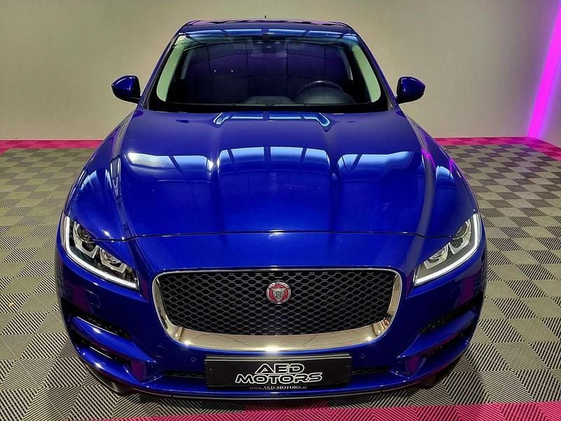 Gebraucht Jaguar F-Pace Pure 179 PS (131 kW) 2017 Blau SUV