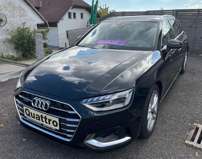 Schwarz Gebraucht 2021 Audi A4 Comfort Kombi | € 29.490 (Fairer Preis) - Bild 1/4