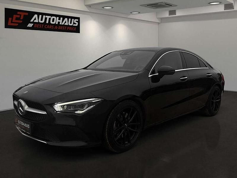 Gebraucht Mercedes CLA220 190 PS (139 kW) 2019 Schwarz Limousine