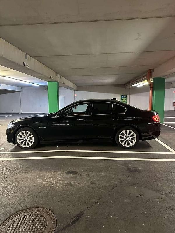 Gebraucht BMW 520 190 PS (139 kW) 2016 Limousine