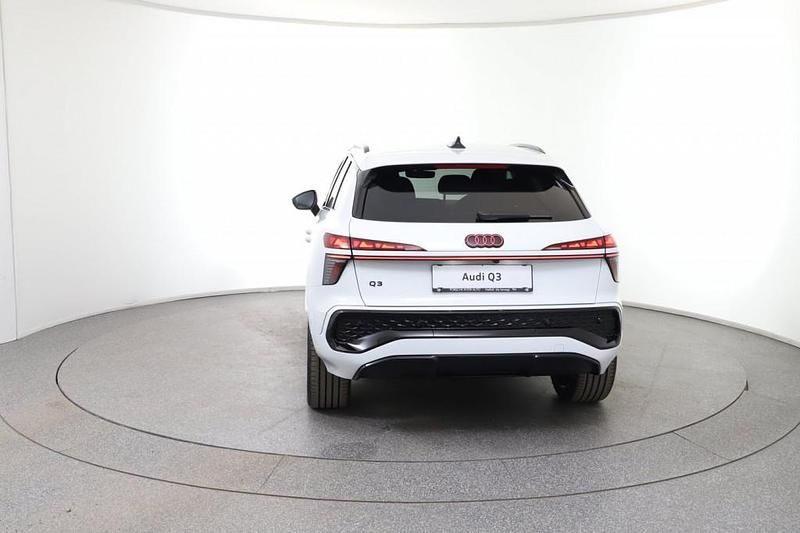 Neu Audi Q3 150 PS (110 kW) 2026 Weiss  metallic SUV