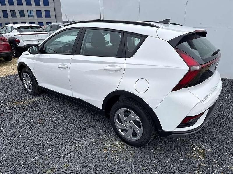 Neu Hyundai Bayon Life 77 PS (56 kW) 2025 Weiß SUV