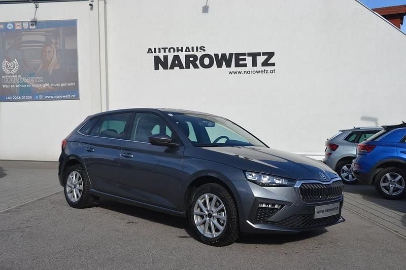 Neu Skoda Scala Selection 115 PS (84 kW) 2025 Mittelgrau  metallic Kleinwagen