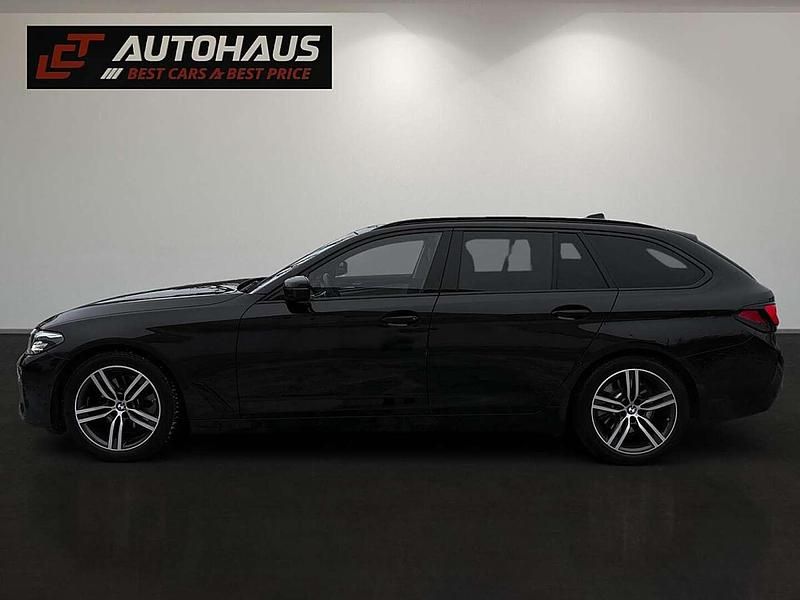Gebraucht BMW 520 Performance 190 PS (139 kW) 2022 Schwarz Kombi