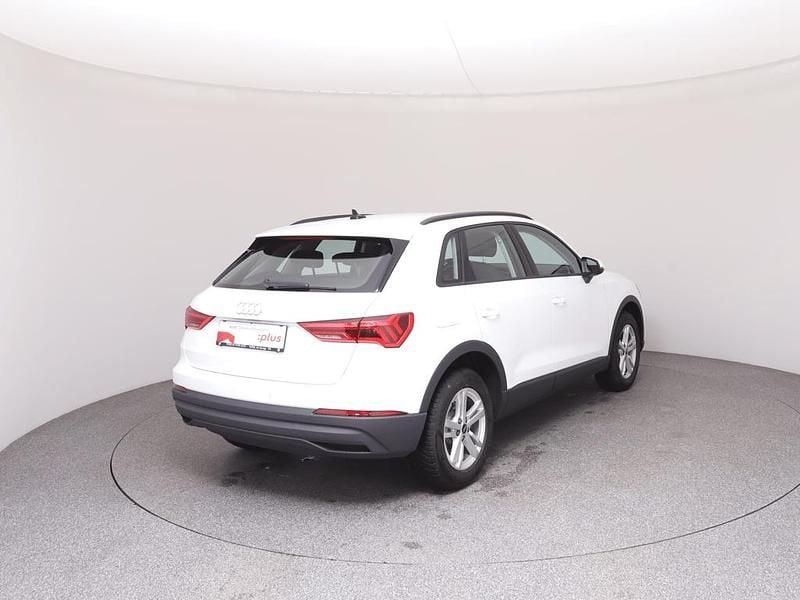 Neu Audi Q3 150 PS (110 kW) 2026 Weiss  normal SUV