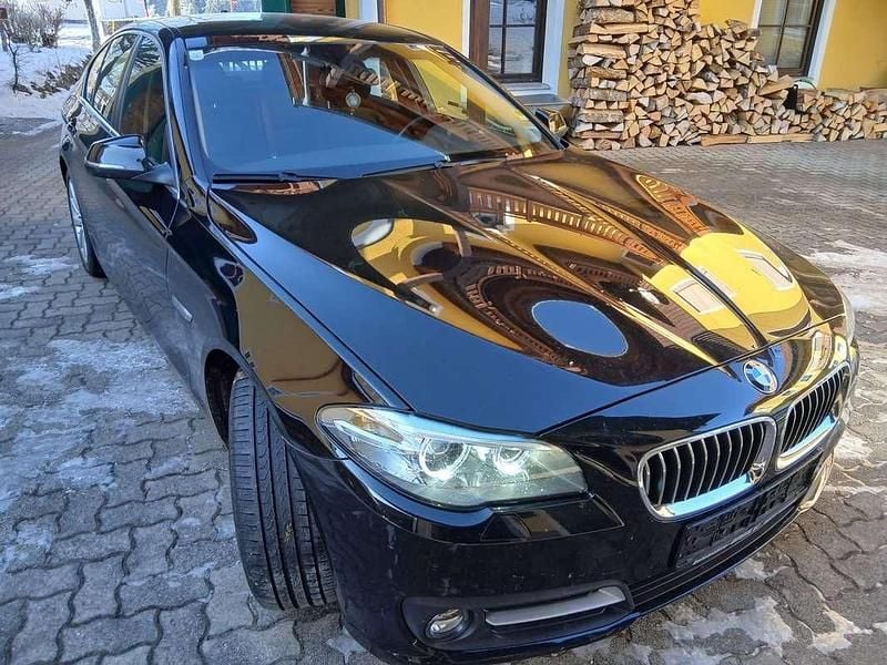 Gebraucht BMW 520 184 PS (135 kW) 2015 Schwarz Limousine