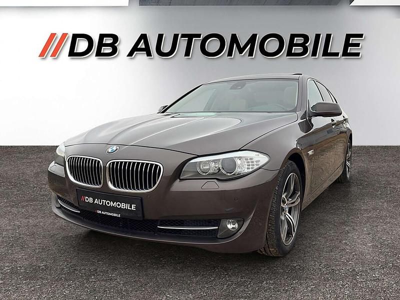 Gebraucht BMW 520 184 PS (135 kW) 2012 Braun Limousine