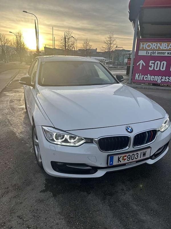 Gebraucht BMW 320 Efficient Dynamics 163 PS (119 kW) 2013 Weiß Limousine