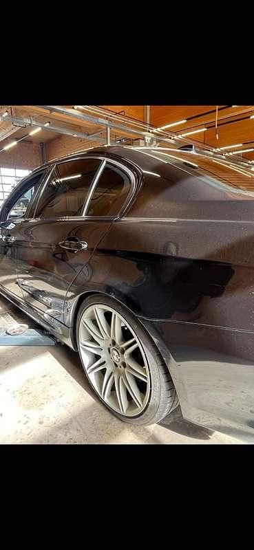 Gebraucht BMW 325 Performance 204 PS (150 kW) 2010 Limousine