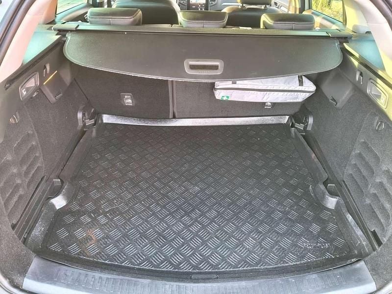 Gebraucht Renault Mégane GrandTour Techno 116 PS (85 kW) 2023 Weiß Kombi