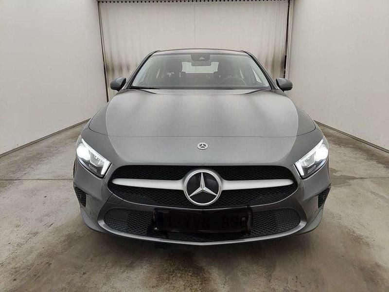Grau Gebraucht 2021 Mercedes A180 Limousine | € 24.900 (Fairer Preis) - Bild 1/4